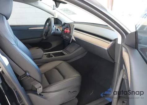 2023 Tesla Model Y Awd/Long Range Dual Motor All-Wheel Drive из США, поврежденный, VIN 7SAYGDEE6PF814758